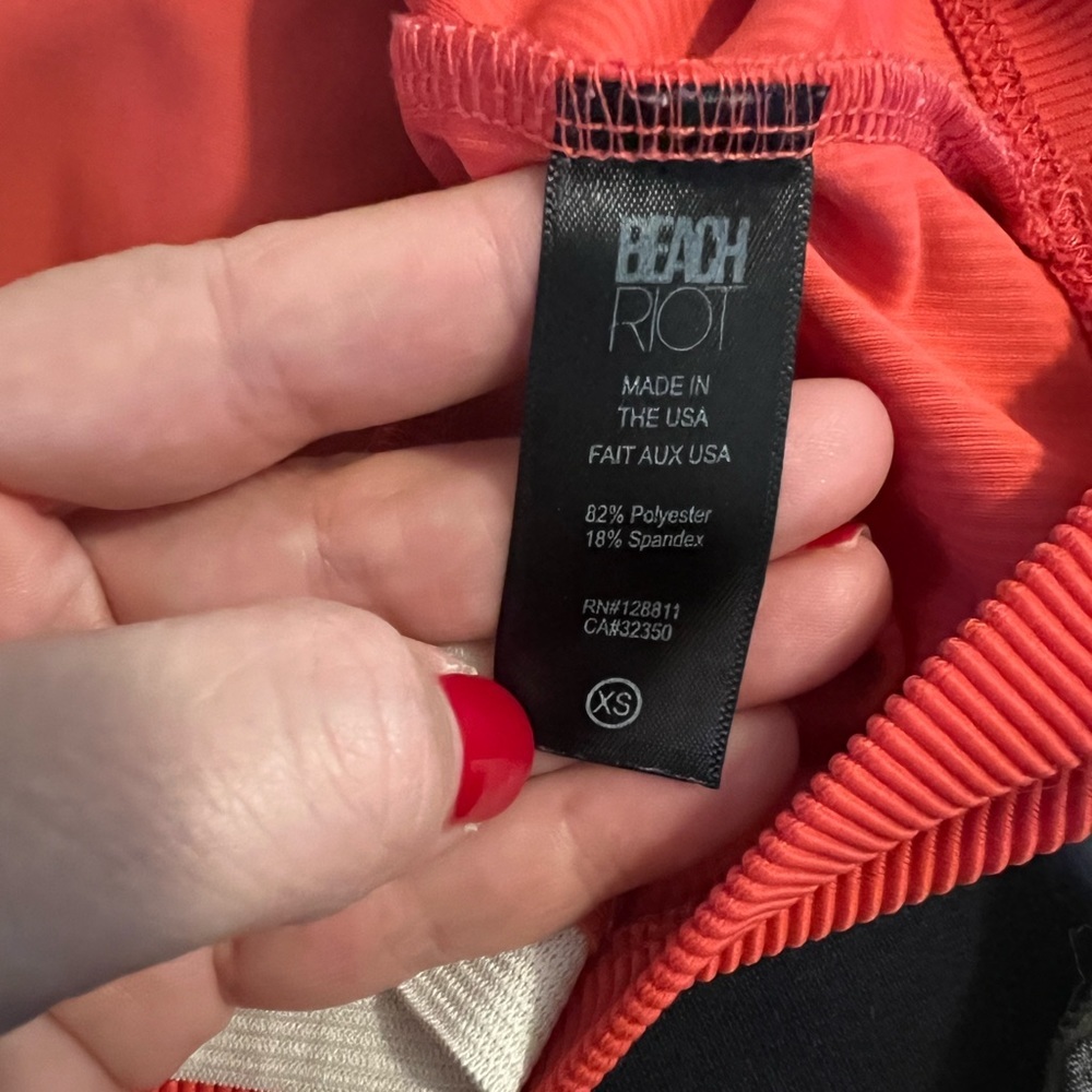 Beach Riot Sport “Ruby” Top - Picture 6 of 7